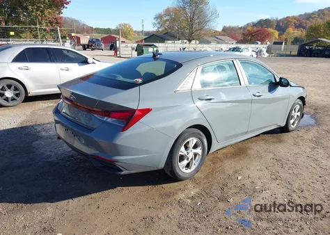 2021 Hyundai Elantra Se z USA, uszkodzony, nr VIN KMHLL4AG2MU155103